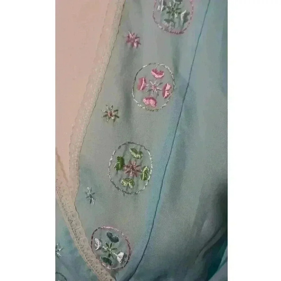 "GLENCRAFT " Vintage Pale Blue Embroidered Ladies Wrap Around Summer Robe Size M - Picture 6 of 10